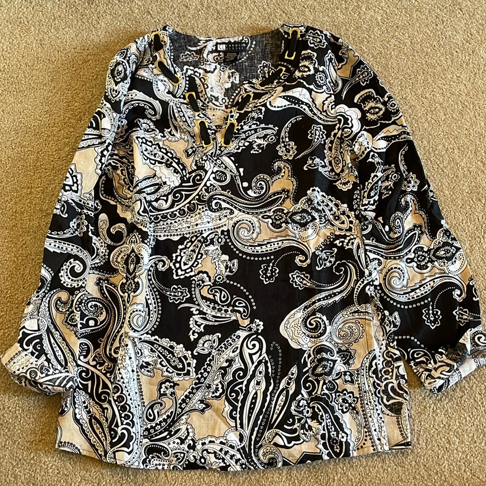Women’s Black Long Sleeve Shirt